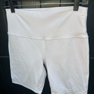 Women's purple  High-Waisted short leggings